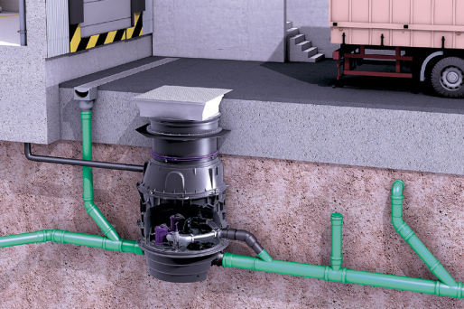 Laderampe mit großer Außenfläche, die über eine Hybrid-Hebeanlage Ecolift XL entwässert wird. Laderampe mit großer Außenfläche, die über eine Hybrid-Hebeanlage Ecolift XL entwässert wird.