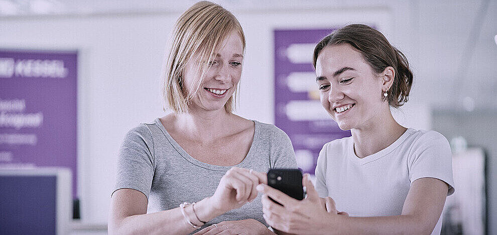Authentische Bilder und Videos aus unserem Arbeitsalltag finden sie auf Instagram